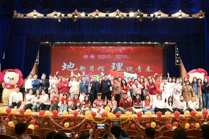 1119晚会11.png
